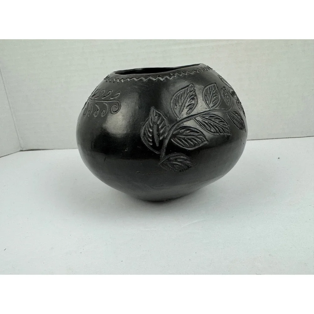 Hand Etched Black Clay Floral Pottery Vase Artisan Round Seed Pot 4 Inch